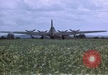 Immagine di B-17 equipaggio briefing Teatro europeo, 1943, secondo 36 filmato di repertorio 65675046289