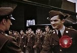 Standbild Memphis Belle crew dekoriert europäische Theater, 1943, aus Sekunde 26 historischem Filmmaterial Videoclip 65675046293