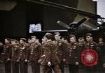 Standbild Memphis Belle crew dekoriert europäische Theater, 1943, aus Sekunde 34 historischem Filmmaterial Videoclip 65675046293