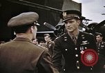 Standbild Memphis Belle crew dekoriert europäische Theater, 1943, aus Sekunde 57 historischem Filmmaterial Videoclip 65675046293