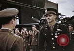 Standbild Memphis Belle crew dekoriert europäische Theater, 1943, aus Sekunde 58 historischem Filmmaterial Videoclip 65675046293