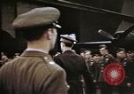 Standbild Memphis Belle crew dekoriert europäische Theater, 1943, aus Sekunde 61 historischem Filmmaterial Videoclip 65675046293
