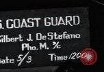 Immagine di Noi 1 soldati di fanteria a bordo delle navi ancorate in Inghilterra prima di D-Day Weymouth Inghilterra, 1944, secondo 5 filmato di repertorio 65675046308
