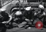 Immagine di Stati Uniti Costa display guardie fancy parrucchieri prima di D-Day Weymouth Inghilterra, 1944, secondo 18 filmato di repertorio 65675046309