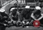 Immagine di Stati Uniti Costa display guardie fancy parrucchieri prima di D-Day Weymouth Inghilterra, 1944, secondo 32 filmato di repertorio 65675046309