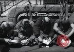 Immagine di Stati Uniti Costa display guardie fancy parrucchieri prima di D-Day Weymouth Inghilterra, 1944, secondo 37 filmato di repertorio 65675046309
