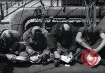 Immagine di Stati Uniti Costa display guardie fancy parrucchieri prima di D-Day Weymouth Inghilterra, 1944, secondo 38 filmato di repertorio 65675046309