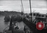 Image US Péniches de débarquement quittent l'Angleterre pour invasion du Jour J en France dans le monde Weymouth en Angleterre, 1944, de la seconde 33 séquences d'archives historiques vidéo 65675046312