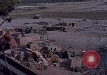 Standbild F-4 Phantom II bewaffnet und CH-46 Helikopter geladen während der Schlacht Vietnam, 1967, aus Sekunde 41 historischem Filmmaterial Videoclip 65675046345