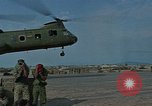 Standbild F-4 Phantom II bewaffnet und CH-46 Helikopter geladen während der Schlacht Vietnam, 1967, aus Sekunde 47 historischem Filmmaterial Videoclip 65675046345