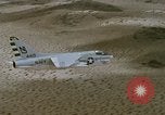 Standbild nukleare Waffe Lieferung United States USA, 1971, aus Sekunde 9 historischem Filmmaterial Videoclip 65675046347