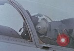 Standbild nukleare Waffe Lieferung United States USA, 1975, aus Sekunde 6 historischem Filmmaterial Videoclip 65675046348