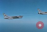 Standbild nukleare Waffe Lieferung United States USA, 1975, aus Sekunde 54 historischem Filmmaterial Videoclip 65675046348