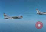 Standbild nukleare Waffe Lieferung United States USA, 1975, aus Sekunde 56 historischem Filmmaterial Videoclip 65675046348