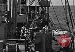 Standbild Auffüllen auf See United States USA, 1948, aus Sekunde 33 historischem Filmmaterial Videoclip 65675046361