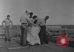 Standbild Auffüllen auf See United States USA, 1948, aus Sekunde 58 historischem Filmmaterial Videoclip 65675046361