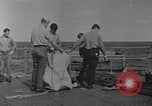 Standbild Auffüllen auf See United States USA, 1948, aus Sekunde 60 historischem Filmmaterial Videoclip 65675046361