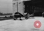 Standbild tödlichen Absturz der Gee Bee Z Super Sportster Flugzeug Detroit Michigan USA, 1931, aus Sekunde 13 historischem Filmmaterial Videoclip 65675046366