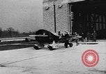 Standbild tödlichen Absturz der Gee Bee Z Super Sportster Flugzeug Detroit Michigan USA, 1931, aus Sekunde 14 historischem Filmmaterial Videoclip 65675046366