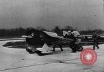 Standbild tödlichen Absturz der Gee Bee Z Super Sportster Flugzeug Detroit Michigan USA, 1931, aus Sekunde 18 historischem Filmmaterial Videoclip 65675046366
