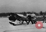 Standbild tödlichen Absturz der Gee Bee Z Super Sportster Flugzeug Detroit Michigan USA, 1931, aus Sekunde 20 historischem Filmmaterial Videoclip 65675046366