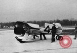 Standbild tödlichen Absturz der Gee Bee Z Super Sportster Flugzeug Detroit Michigan USA, 1931, aus Sekunde 21 historischem Filmmaterial Videoclip 65675046366
