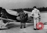 Standbild tödlichen Absturz der Gee Bee Z Super Sportster Flugzeug Detroit Michigan USA, 1931, aus Sekunde 33 historischem Filmmaterial Videoclip 65675046366