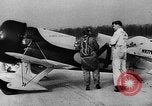 Standbild tödlichen Absturz der Gee Bee Z Super Sportster Flugzeug Detroit Michigan USA, 1931, aus Sekunde 40 historischem Filmmaterial Videoclip 65675046366