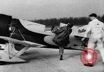 Standbild tödlichen Absturz der Gee Bee Z Super Sportster Flugzeug Detroit Michigan USA, 1931, aus Sekunde 45 historischem Filmmaterial Videoclip 65675046366