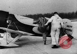 Standbild tödlichen Absturz der Gee Bee Z Super Sportster Flugzeug Detroit Michigan USA, 1931, aus Sekunde 46 historischem Filmmaterial Videoclip 65675046366
