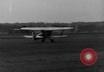Standbild Ausübung Flugzeuge United States USA, 1933, aus Sekunde 60 historischem Filmmaterial Videoclip 65675046369