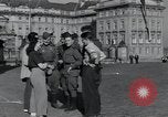 Immagine di Soldati russi Praga Cecoslovacchia, 1945, secondo 21 filmato di repertorio 65675046380