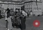Immagine di Soldati russi Praga Cecoslovacchia, 1945, secondo 24 filmato di repertorio 65675046380