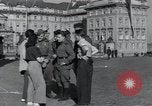 Immagine di Soldati russi Praga Cecoslovacchia, 1945, secondo 28 filmato di repertorio 65675046380