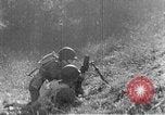 Immagine di Armi a mano United States USA, 1943, secondo 26 filmato di repertorio 65675046390