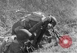 Immagine di Armi a mano United States USA, 1943, secondo 28 filmato di repertorio 65675046390