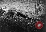 Immagine di Armi a mano United States USA, 1943, secondo 43 filmato di repertorio 65675046390