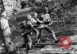Immagine di Armi a mano United States USA, 1943, secondo 22 filmato di repertorio 65675046391