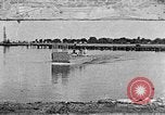 Standbild Test von Higgins Boot mit Traktor Louisiana United States USA, 1941, aus Sekunde 1 historischem Filmmaterial Videoclip 65675046394