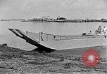 Standbild Test von Higgins Boot mit Traktor Louisiana United States USA, 1941, aus Sekunde 34 historischem Filmmaterial Videoclip 65675046394
