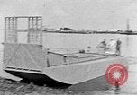 Standbild Higgins Boote Louisiana United States USA, 1941, aus Sekunde 1 historischem Filmmaterial Videoclip 65675046395