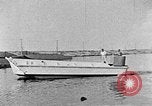 Standbild Higgins Boote Louisiana United States USA, 1941, aus Sekunde 1 historischem Filmmaterial Videoclip 65675046396