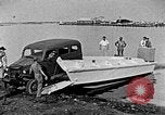 Standbild Higgins Boote Louisiana United States USA, 1941, aus Sekunde 17 historischem Filmmaterial Videoclip 65675046396