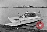 Standbild Higgins Boote Louisiana United States USA, 1941, aus Sekunde 27 historischem Filmmaterial Videoclip 65675046396