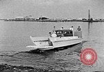 Standbild Higgins Boote Louisiana United States USA, 1941, aus Sekunde 32 historischem Filmmaterial Videoclip 65675046396