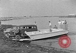 Standbild Higgins Boote Louisiana United States USA, 1941, aus Sekunde 45 historischem Filmmaterial Videoclip 65675046396