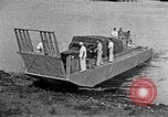 Standbild Higgins Boote Louisiana United States USA, 1941, aus Sekunde 17 historischem Filmmaterial Videoclip 65675046397