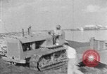 Standbild Higgins Boote Louisiana United States USA, 1941, aus Sekunde 55 historischem Filmmaterial Videoclip 65675046397