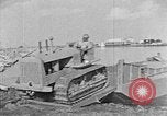 Standbild Higgins Boote Louisiana United States USA, 1941, aus Sekunde 57 historischem Filmmaterial Videoclip 65675046397