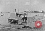 Standbild Higgins Boote Louisiana United States USA, 1941, aus Sekunde 59 historischem Filmmaterial Videoclip 65675046397